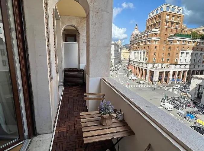 Apartment Piazza Dante 9 Center Town Genoa