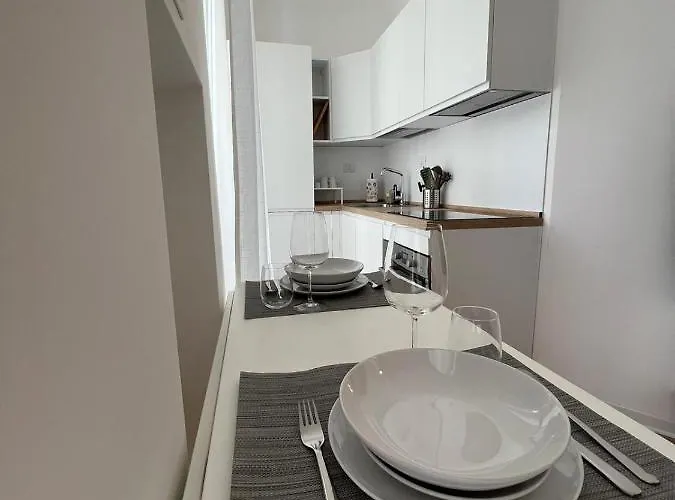 Piazza Dante 9 Center Town