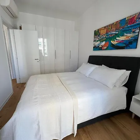 Piazza Dante 9 Center Town Appartement *